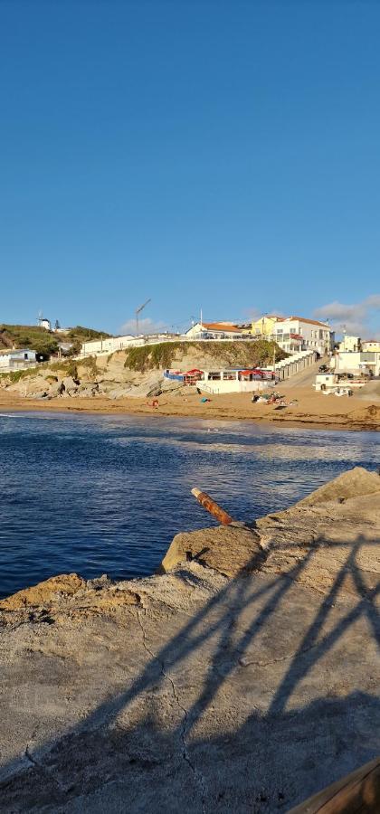 Porto Dinheiro Beach I Lourinhã Dış mekan fotoğraf
